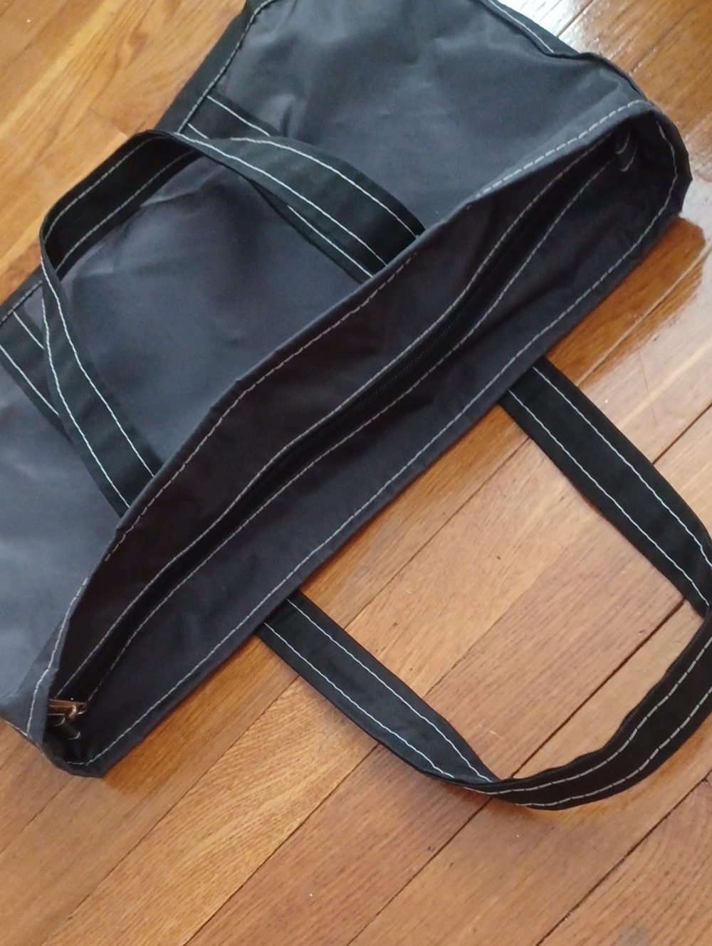 L.L. Bean Tote Bag Lightweight Boat Tote Black And Gray Medium Tote Bag W/ Zip - Picture 13 of 16